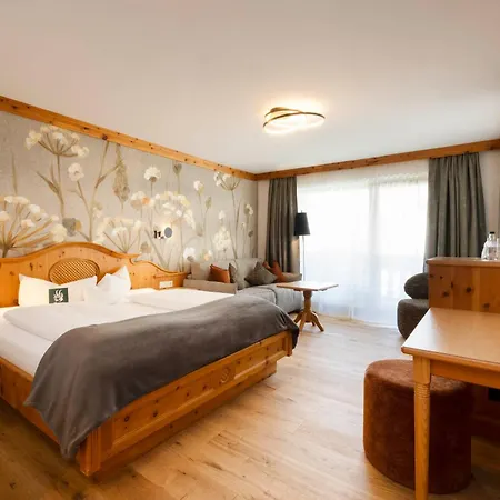 Hotel Stubaierhof 4*