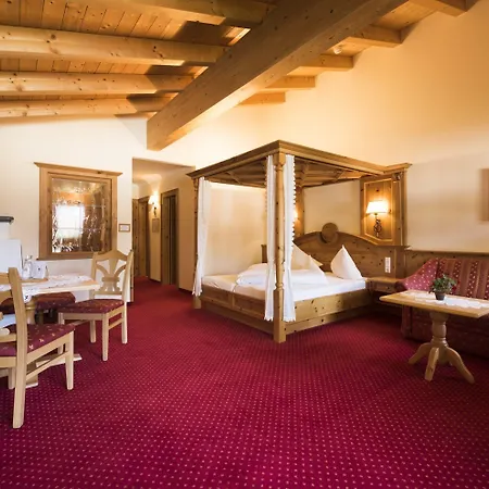 Stubaierhof Hotel 4*