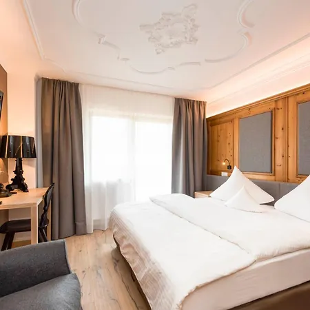 Готель Stubaierhof 4*