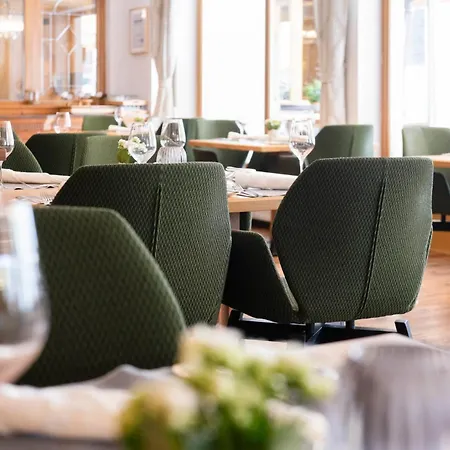 Stubaierhof Hotell 4*
