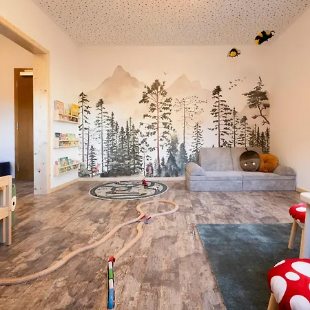 Stubaierhof 4* Нойштіфт-ім-Штубайталь