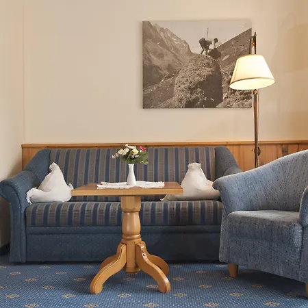 Stubaierhof Hotell 4*
